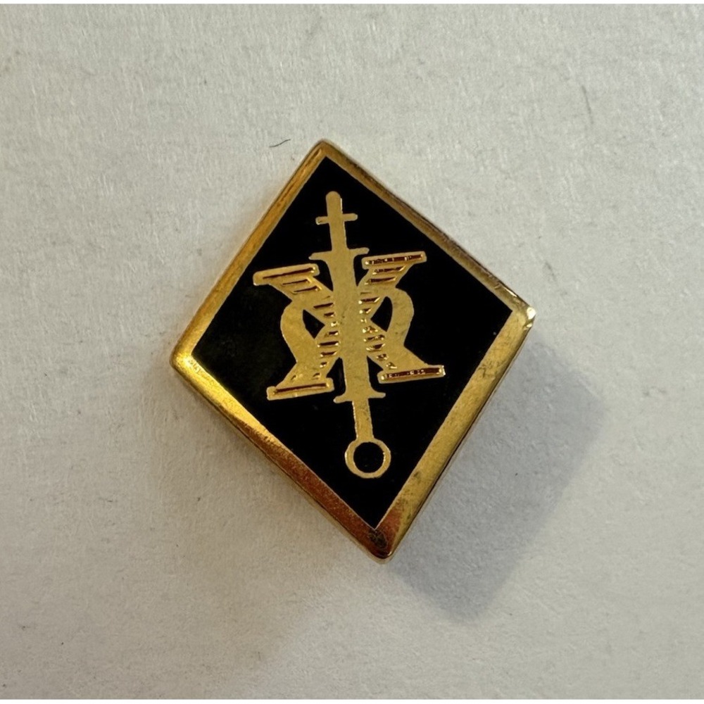 Psi Chi Fraternity National Honor Society In Psychology Student Lapel Pin Gold
